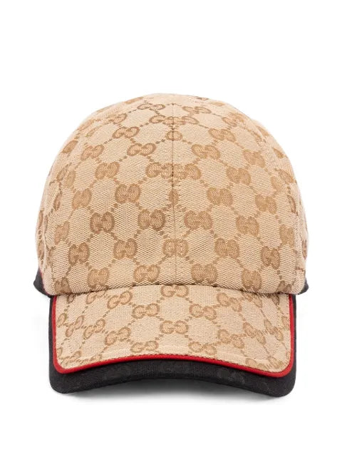 Gucci baseball cap with GG Supreme pattern