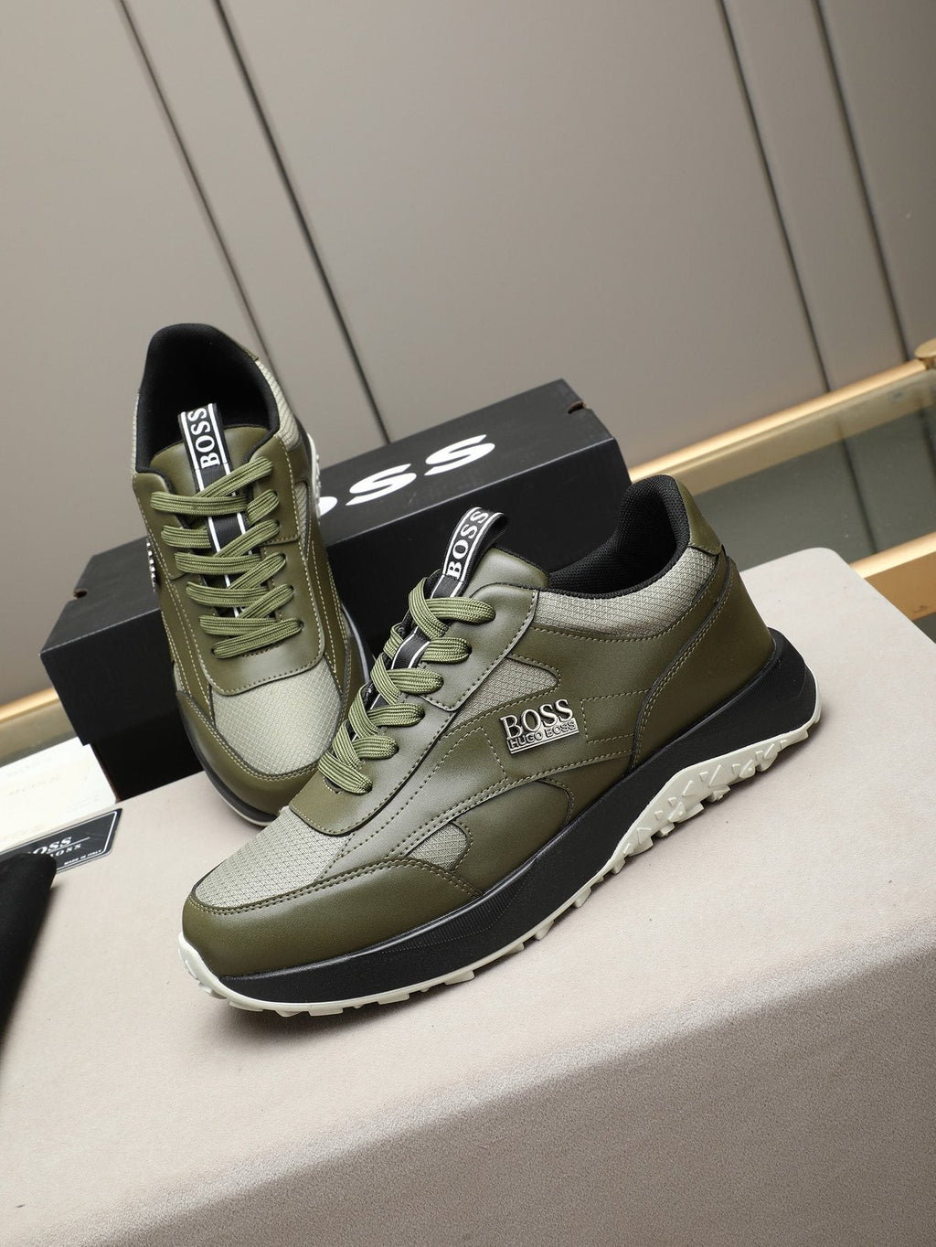 Hugo Boss Paneled Low-Top Sneakers